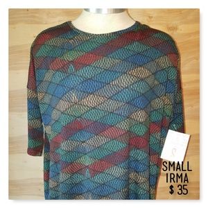 LuLaRoe NWT Small multi color hi-lo Irma shirt